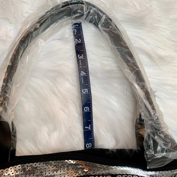 VICTORIA SECRET BLING SEQUIN TOTE W/BONUS BAG NIB - Picture 6 of 8